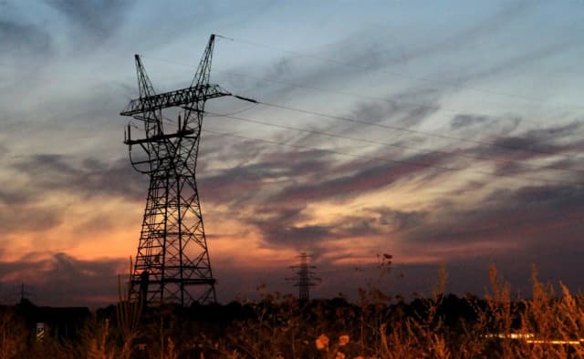 Z czego składają się opłaty za energię elektryczną? Analizujemy to Z czego składają się opłaty za energię elektryczną? Analizujemy to