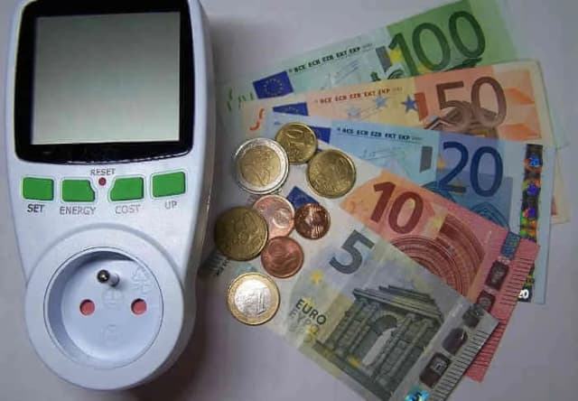 Przelicznik kWh na W: jak obliczyć moc - kwh na w, kwh na ws Przelicznik kWh na W: jak obliczyć moc - kwh na w, kwh na ws