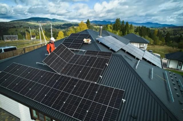 Systemy PV w fotowoltaice: Co musisz wiedzieć przed instalacją? Systemy PV w fotowoltaice: Co musisz wiedzieć przed instalacją?