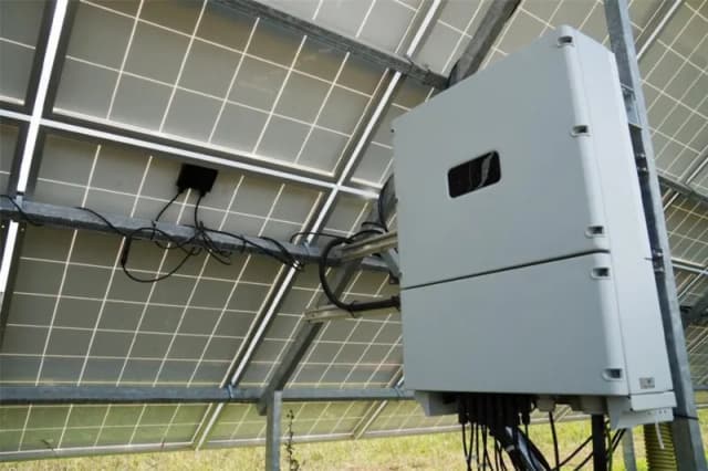 Inwerter solarny: klucz do efektywnej instalacji fotowoltaicznej Inwerter solarny: klucz do efektywnej instalacji fotowoltaicznej